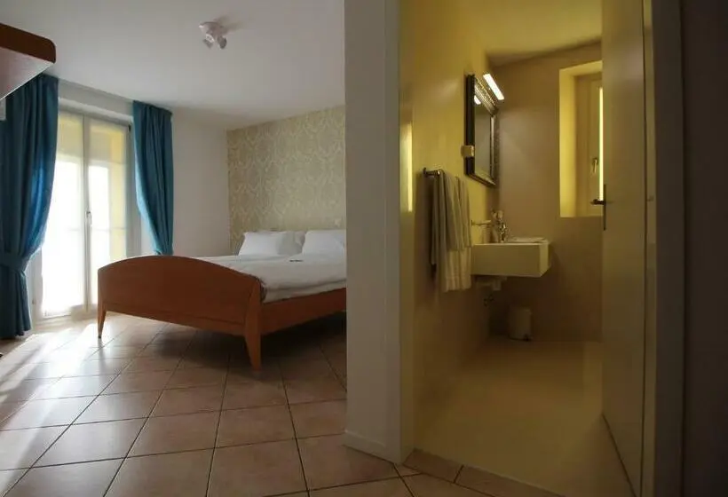 スーペリアールーム, Dolceresio Lugano Lake B&b