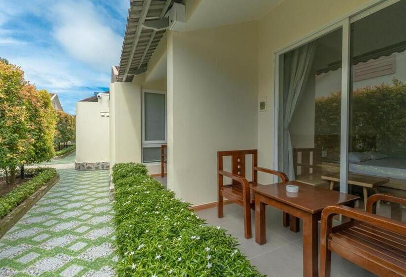 اتاق خانوادگی, Tây Tiến Bungalow