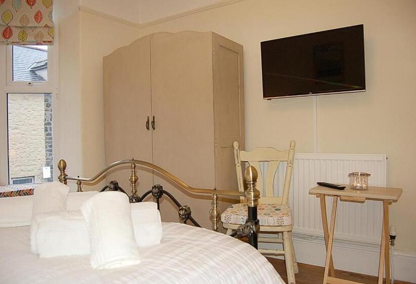 غرفة قياسية, Saint Cadfans Lodge