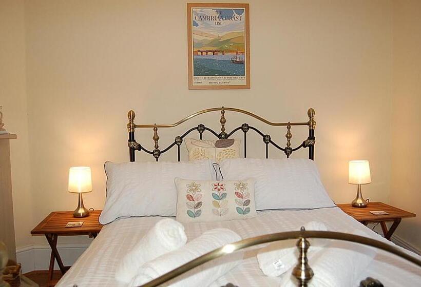 غرفة قياسية, Saint Cadfans Lodge