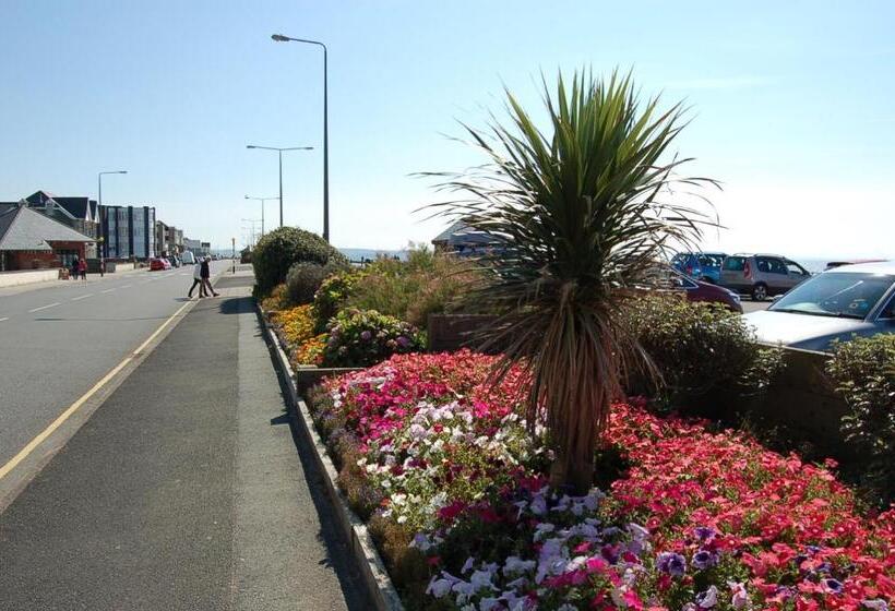 غرفة قياسية مطلة على الجبل, Saint Cadfans Lodge