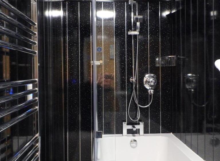 غرفة قياسية مطلة على الجبل, Saint Cadfans Lodge