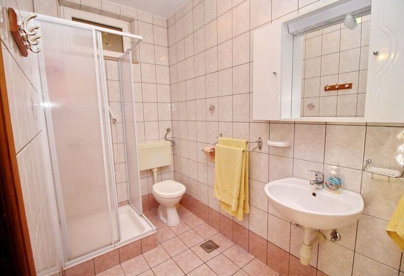 Апартаменты Superior 1 Спальня, Apartments Veselka