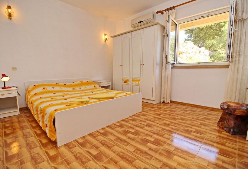 带2个卧室带海景的公寓, Apartments Veselka