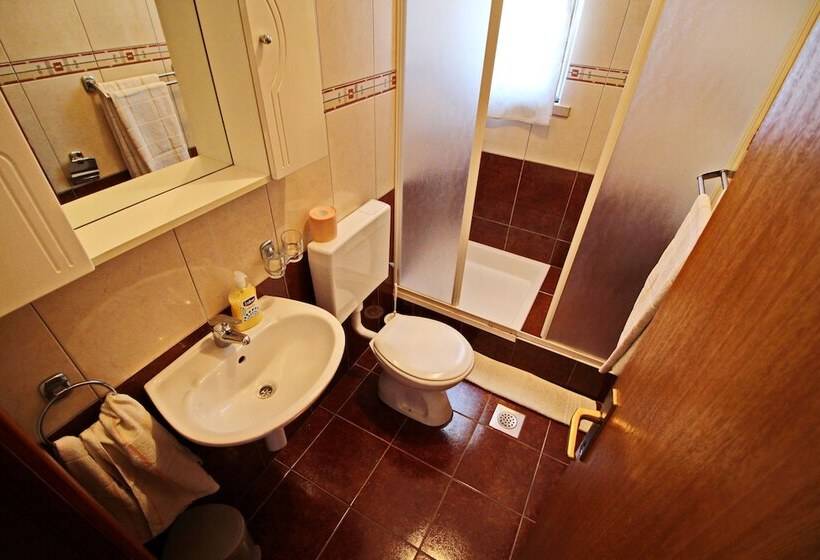 آپارتمان راحتی 1 خوابه, Apartments Veselka