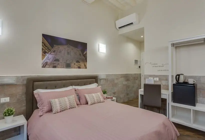 اتاق لوکس, Navona Charme Suite