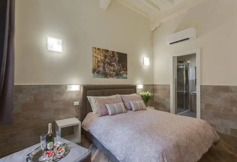 اتاق لوکس سه تخته, Navona Charme Suite