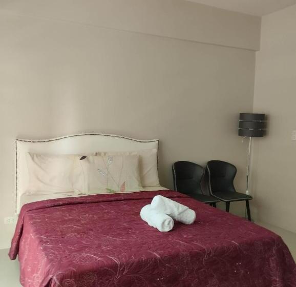 استودیو استاندارد با بالکن, Prs At One Palm Tree Villa Near Airport