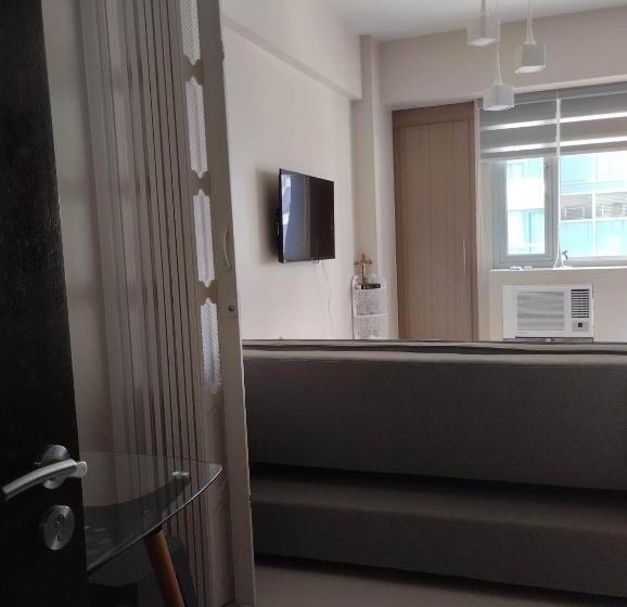 استودیو استاندارد با بالکن, Prs At One Palm Tree Villa Near Airport