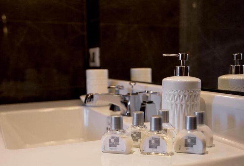 سوئیت با تخت بزرگ, Borgo Pinti Suites Le Stanze Dei Nobili