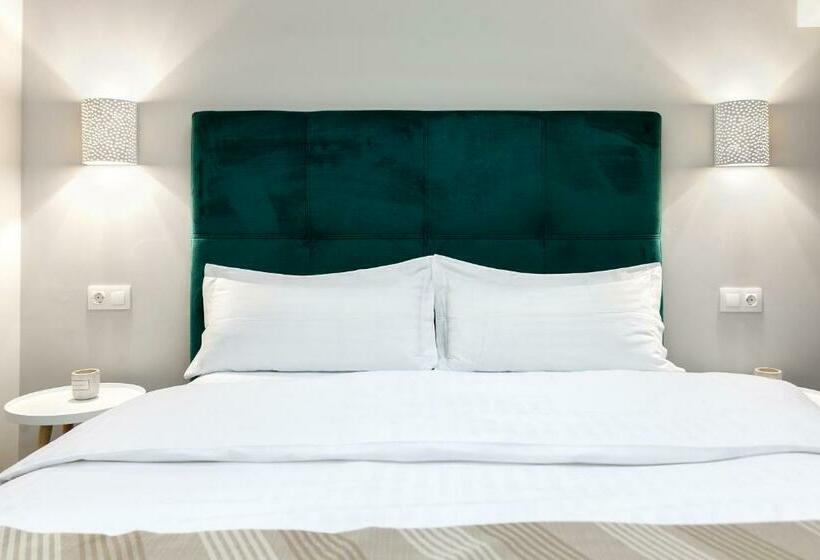 اتاق اکونومی, Austrian Apart