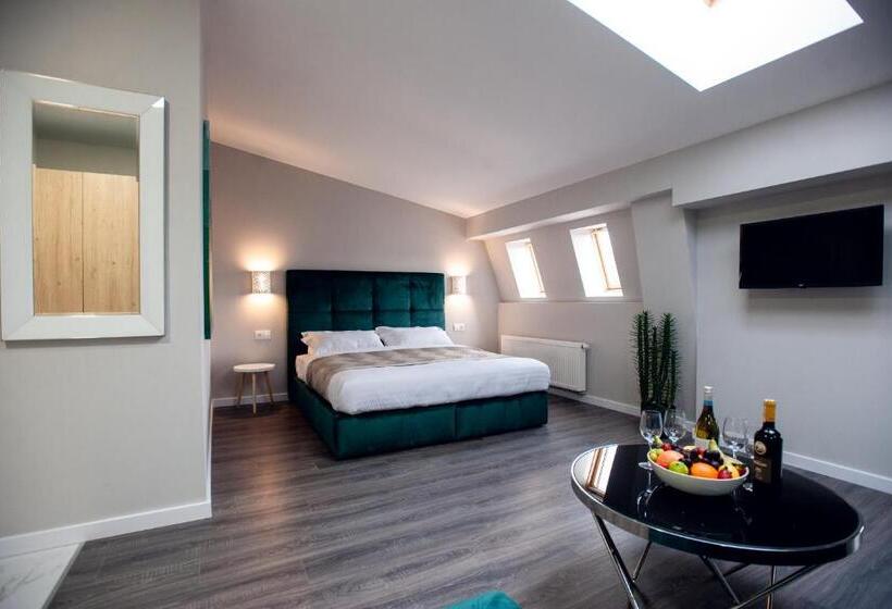 اتاق استاندارد, Austrian Apart