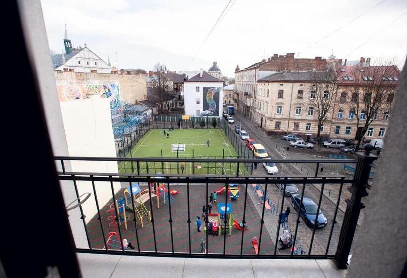 آپارتمان 1 خوابه, Austrian Apart