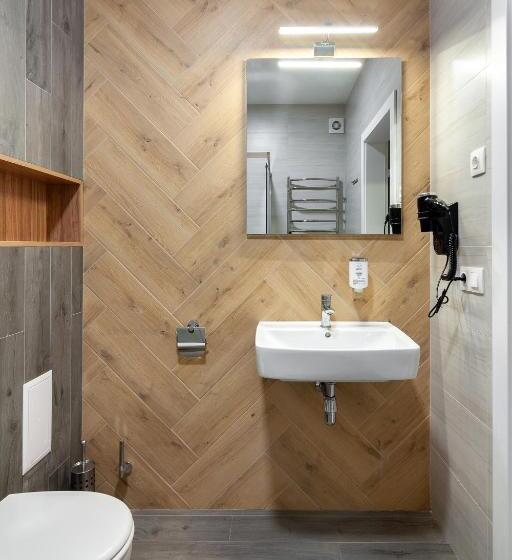 آپارتمان 2 خوابه, Austrian Apart