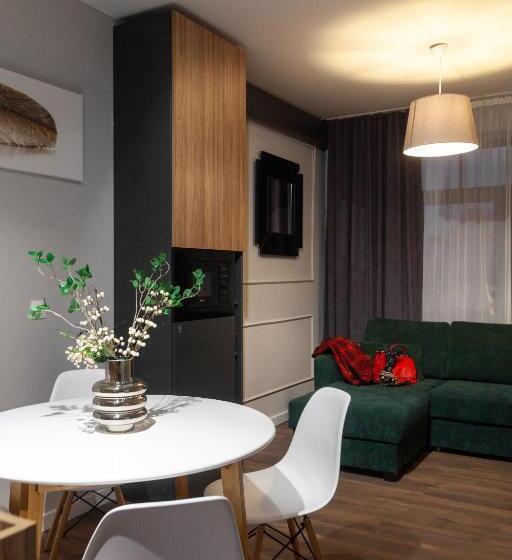 آپارتمان 1 خوابه, Austrian Apart