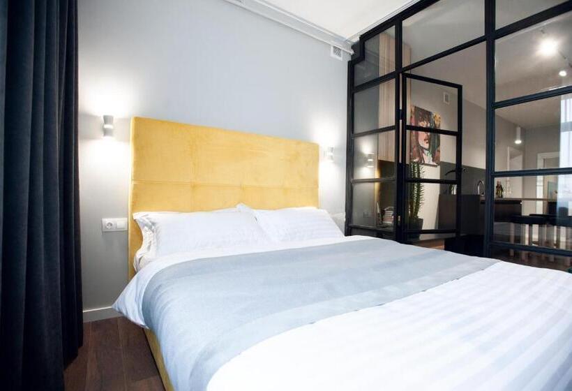 آپارتمان 2 خوابه, Austrian Apart