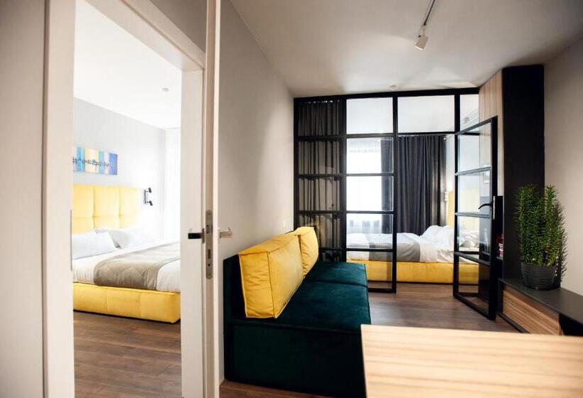 آپارتمان 2 خوابه, Austrian Apart