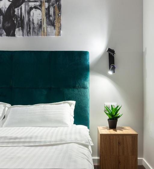 آپارتمان 1 خوابه, Austrian Apart