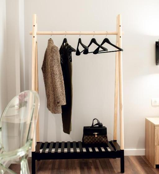 آپارتمان 2 خوابه, Austrian Apart