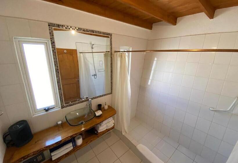 بنجلو عائلى, Cabañas Caballieri