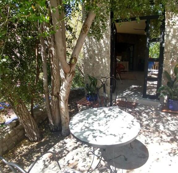 إستوديو ديلوكس, Cabañas Caballieri