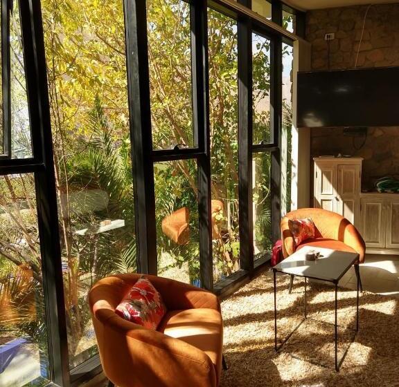 إستوديو ديلوكس, Cabañas Caballieri