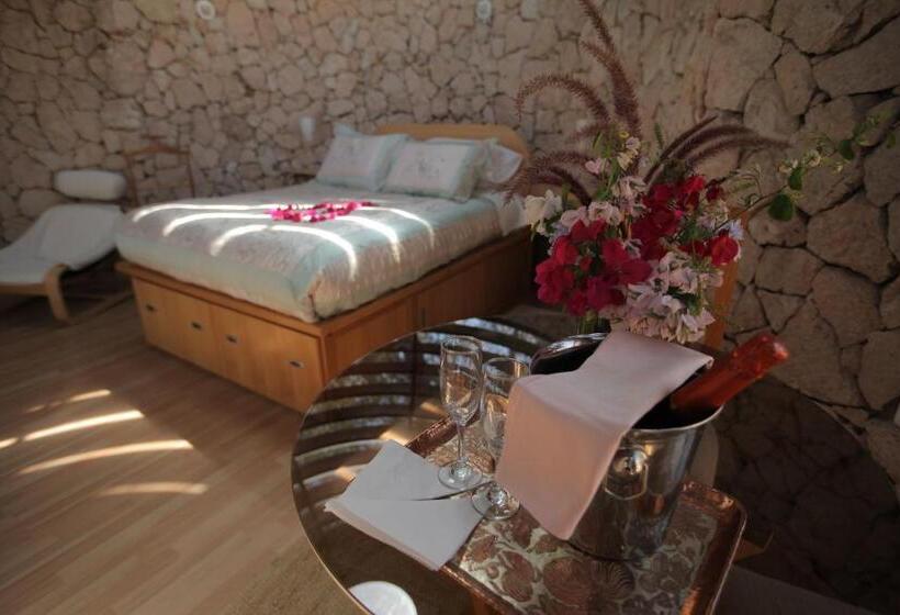 جناح ديلوكس, Cabañas Caballieri