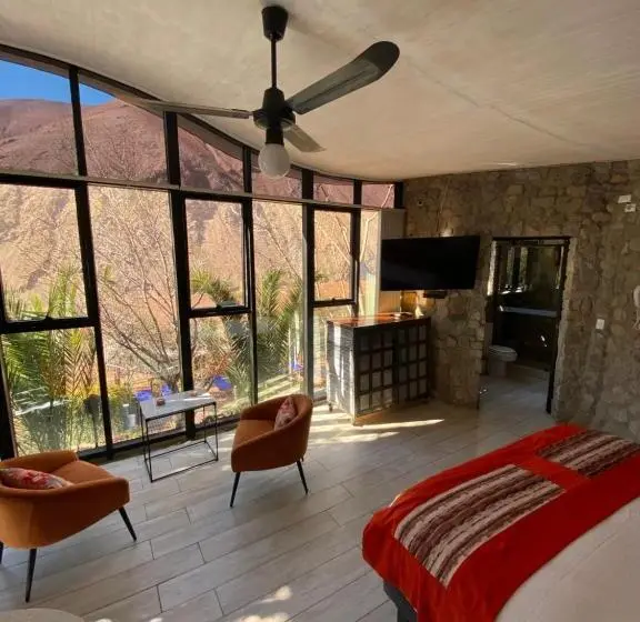 デラックススタジオ, Cabañas Caballieri