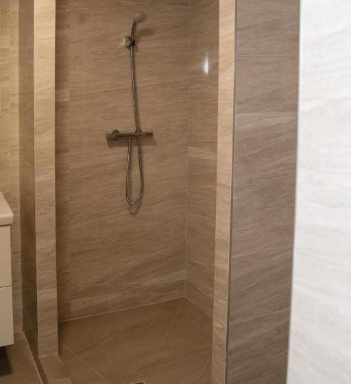 استودیوی لوکس, Szépasszony Fogadó