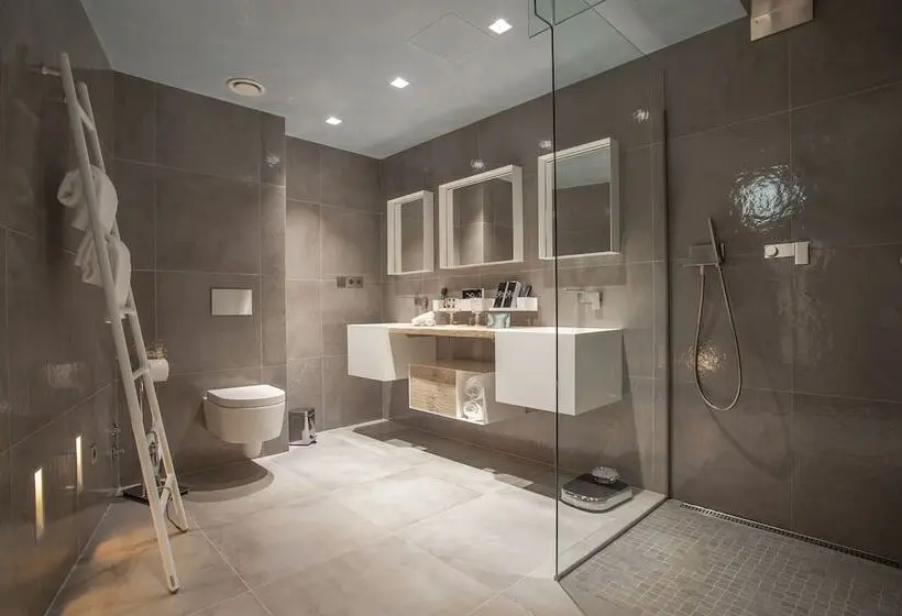 سوییت جونیور, Villa Geba Boutique