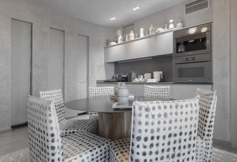 سوییت جونیور, Villa Geba Boutique