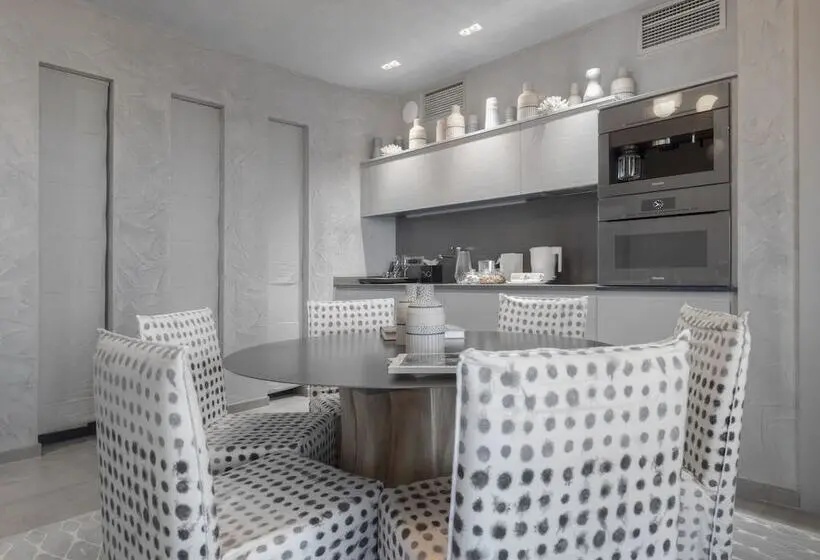 سوییت جونیور, Villa Geba Boutique