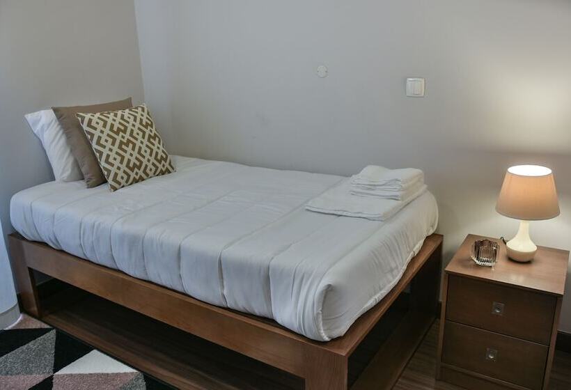 标准单人间, Casa Do Teatro