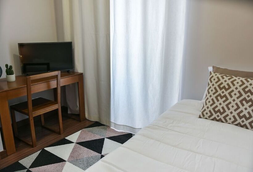 标准单人间, Casa Do Teatro