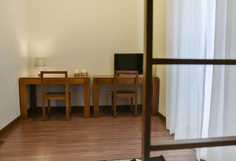 基本间, Casa Do Teatro