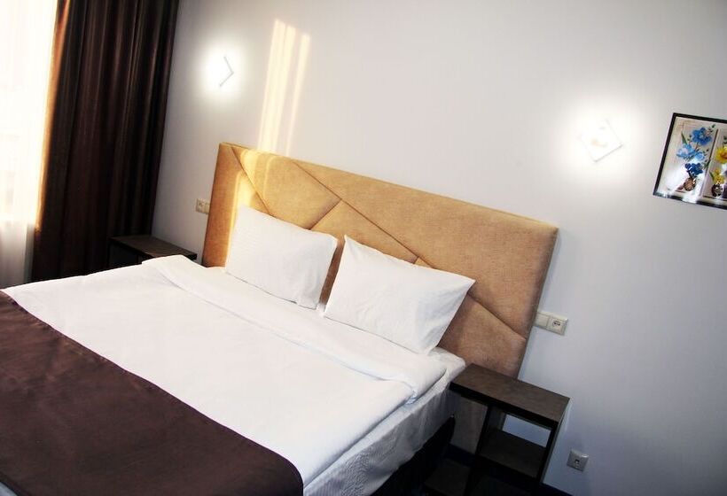 스탠다드 룸, Nice Hotel Yerevan