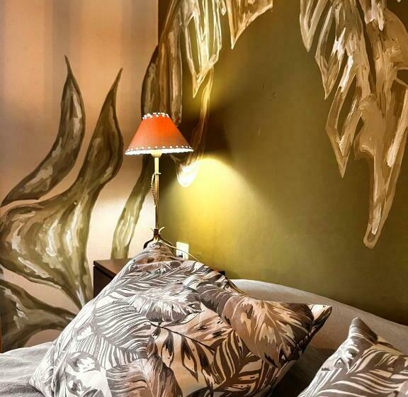 اتاق استاندارد با سرویس بهداشتی مشترک, Calchaquíes Home Hostel