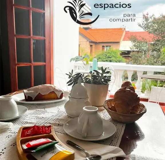 اتاق استاندارد سه نفره, Calchaquíes Home Hostel