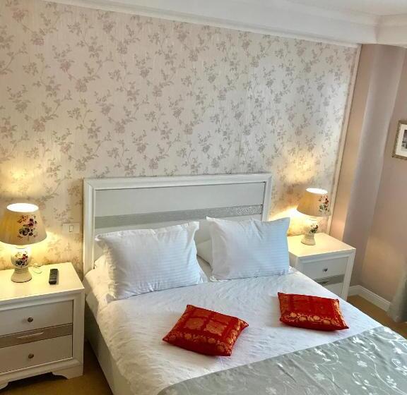 اتاق لوکس, Vila 18 Hotel Boutique
