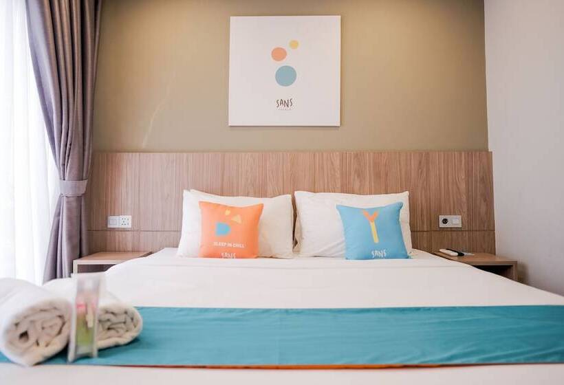 Номер Deluxe, Sans Hotel Puri Indah Jakarta