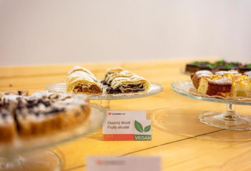 Апартаменты Superior 1 Спальня, Internesto Brno