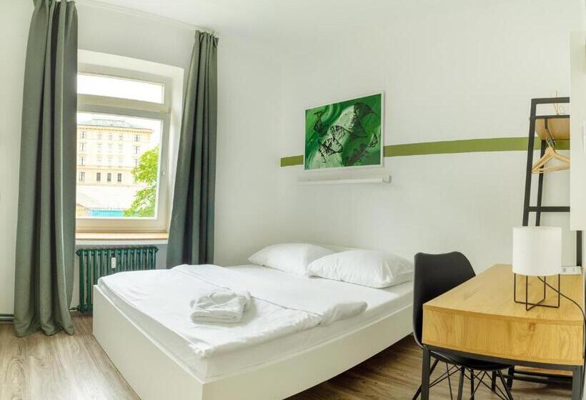 Номер Стандарт Совместная Ванная, Internesto Brno