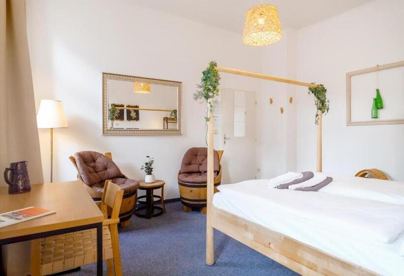 Апартаменты Superior 1 Спальня, Internesto Brno