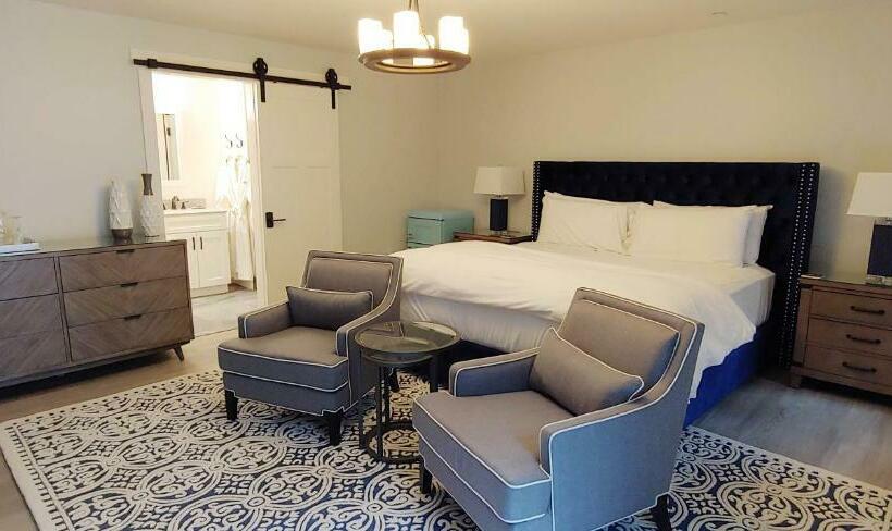 스탠다드 내측 룸, The Grand Idyllwild Lodge