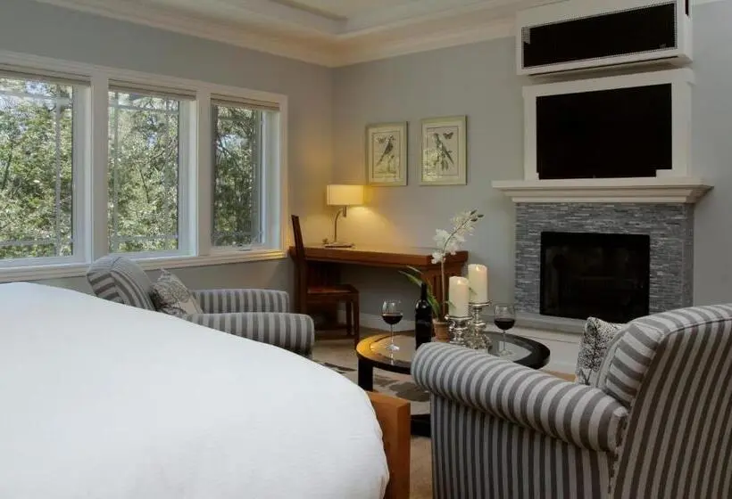 キングサイズベッドのスーペリアルーム, The Grand Idyllwild Lodge