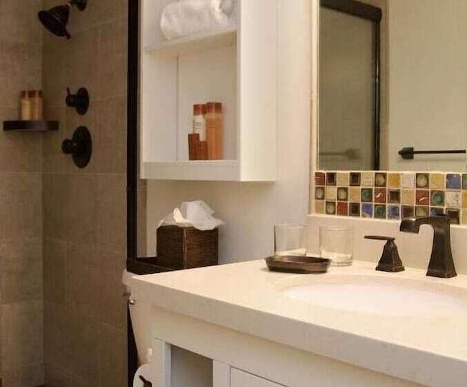 스탠다드 룸, The Grand Idyllwild Lodge