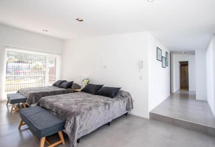 Deluxe Studio, De La Costa Apartamentos