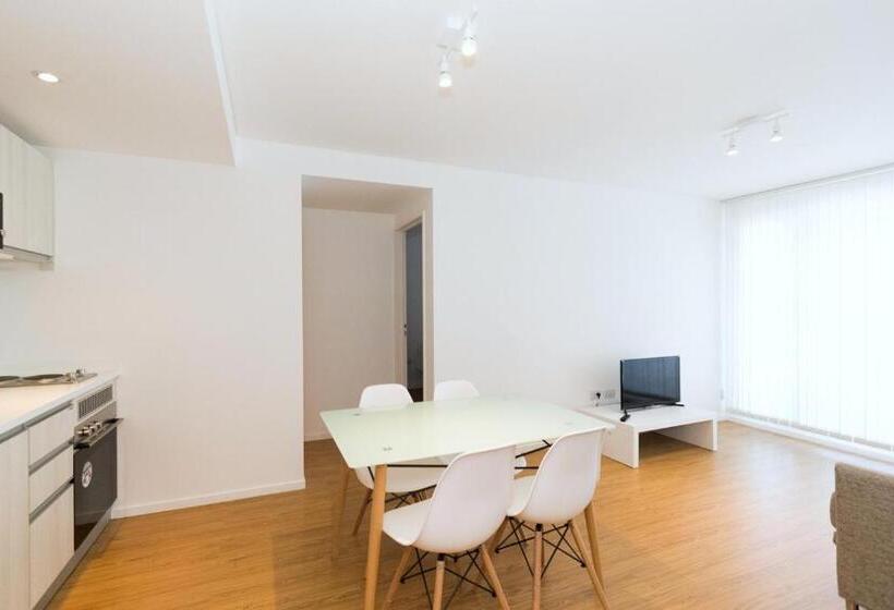 Appartement met 1 Slaapkamer en Balkon, De La Costa Apartamentos