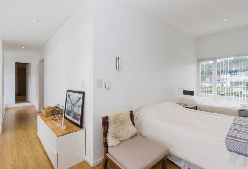 Deluxe Studio, De La Costa Apartamentos