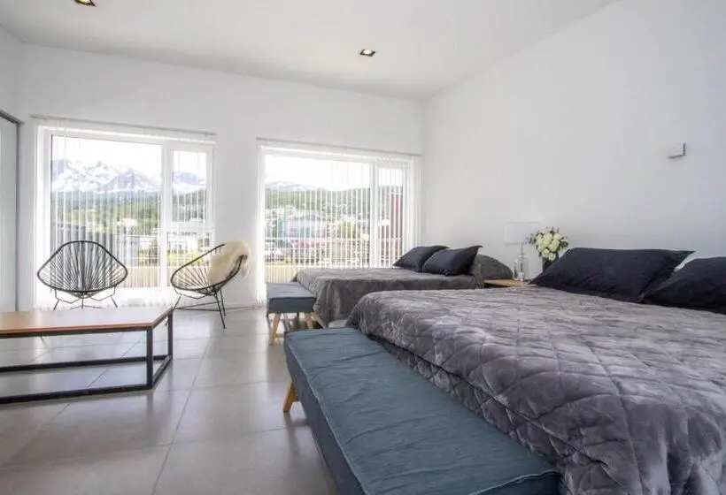 デラックススタジオ, De La Costa Apartamentos